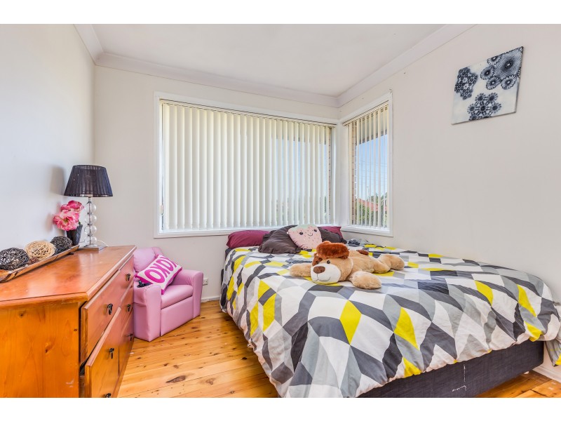 8 Paston Street, Tarro NSW 2322