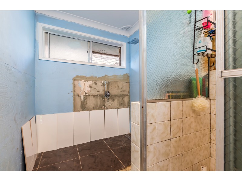 8 Paston Street, Tarro NSW 2322