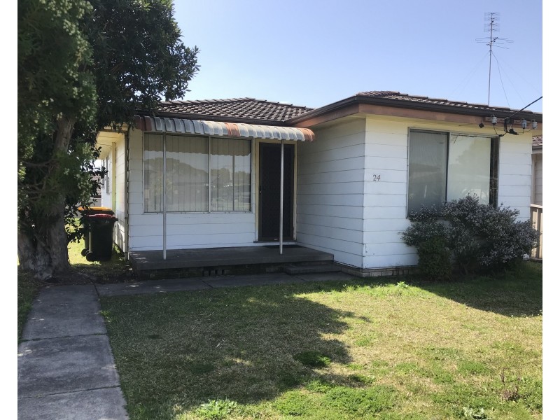 24 Burgess Parade, Tarro NSW 2322