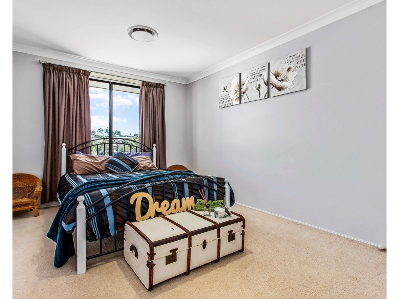 9 Claret Ash Close, Aberglasslyn NSW 2320