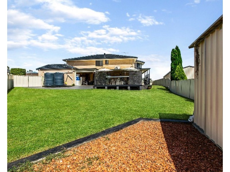9 Claret Ash Close, Aberglasslyn NSW 2320