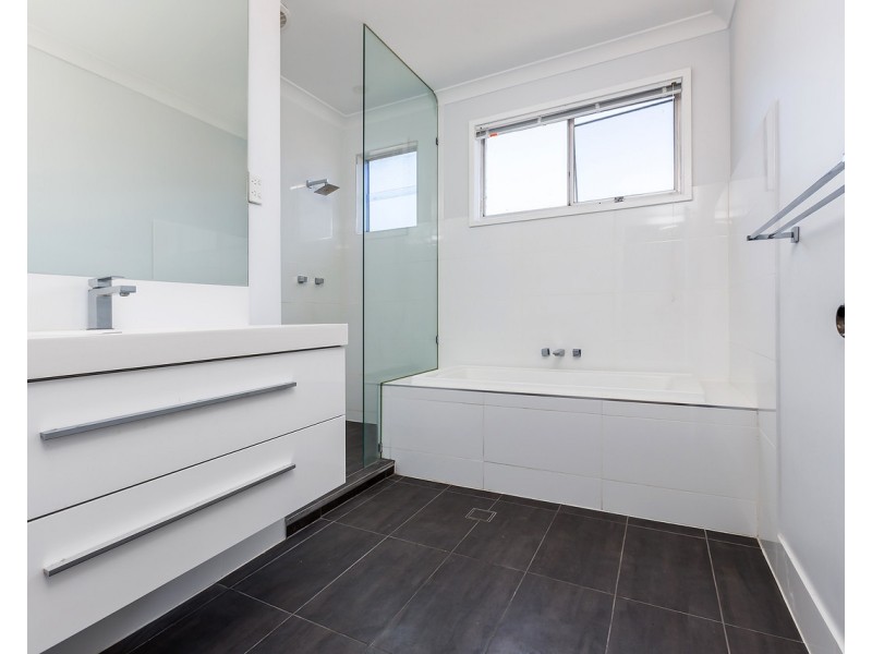 79 Pasadena Crescent, Beresfield NSW 2322