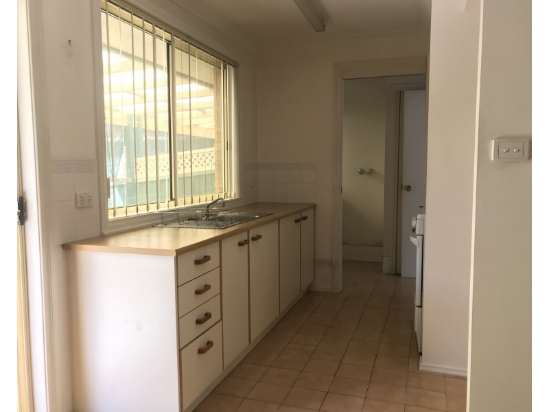 2/68 Lawson Avenue, Beresfield NSW 2322