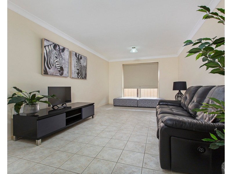 14 Coburn Circuit, Metford NSW 2323