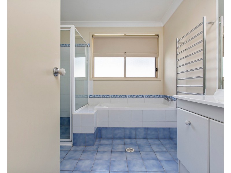 14 Coburn Circuit, Metford NSW 2323