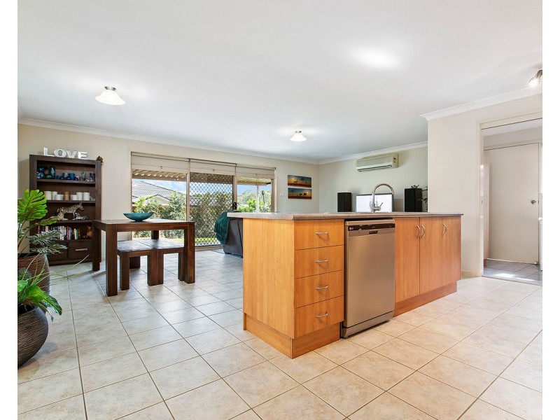 14 Coburn Circuit, Metford NSW 2323