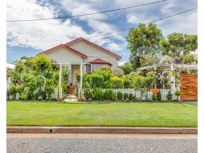 12 Emerson Street, Beresfield NSW 2322