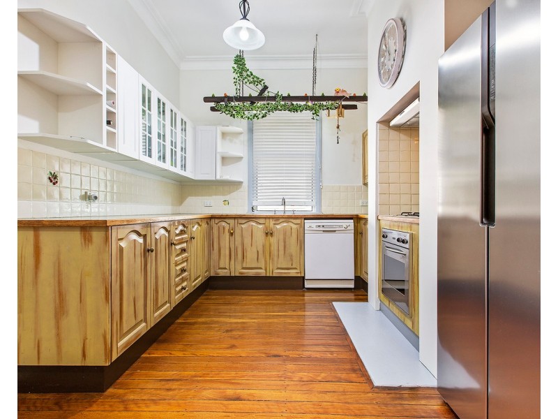 71 Banks Street, East Maitland NSW 2323