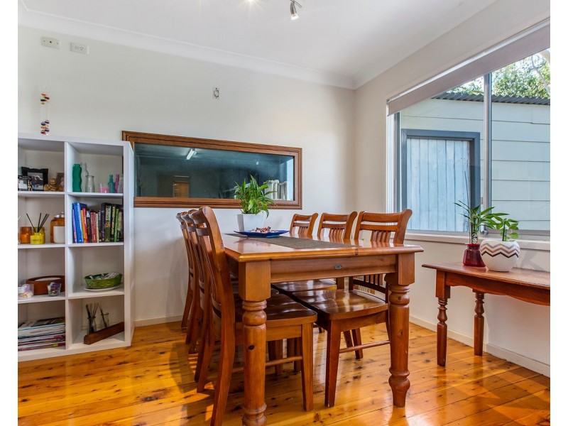 10 Swallow Avenue, Woodberry NSW 2322