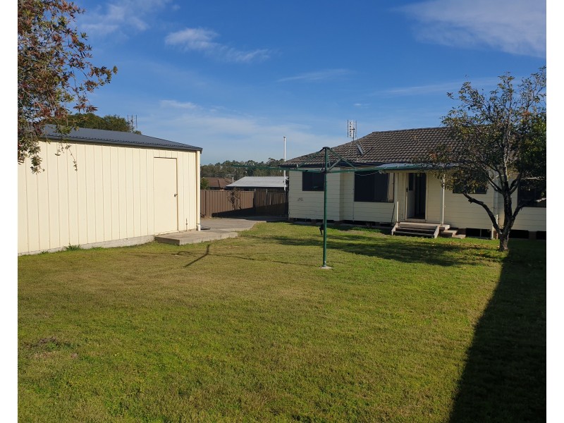 25 Michael Hill Avenue, Woodberry NSW 2322