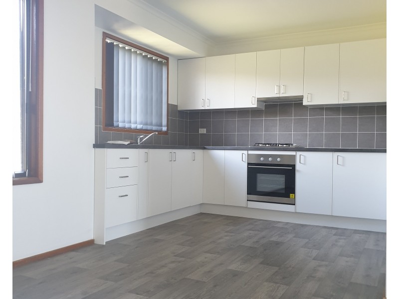 25 Michael Hill Avenue, Woodberry NSW 2322