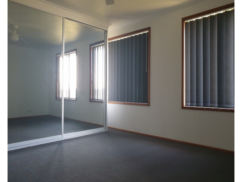 25 Michael Hill Avenue, Woodberry NSW 2322