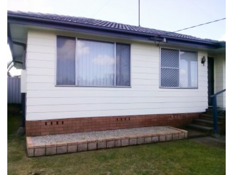 38 Redbill Drive, Woodberry NSW 2322
