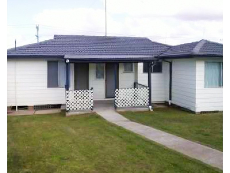 38 Redbill Drive, Woodberry NSW 2322