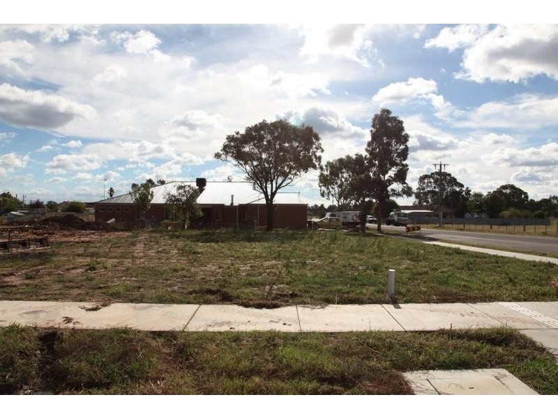 1 Garden Drive, Epsom VIC 3551