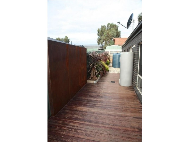 19 Highland Way, Maiden Gully VIC 3551