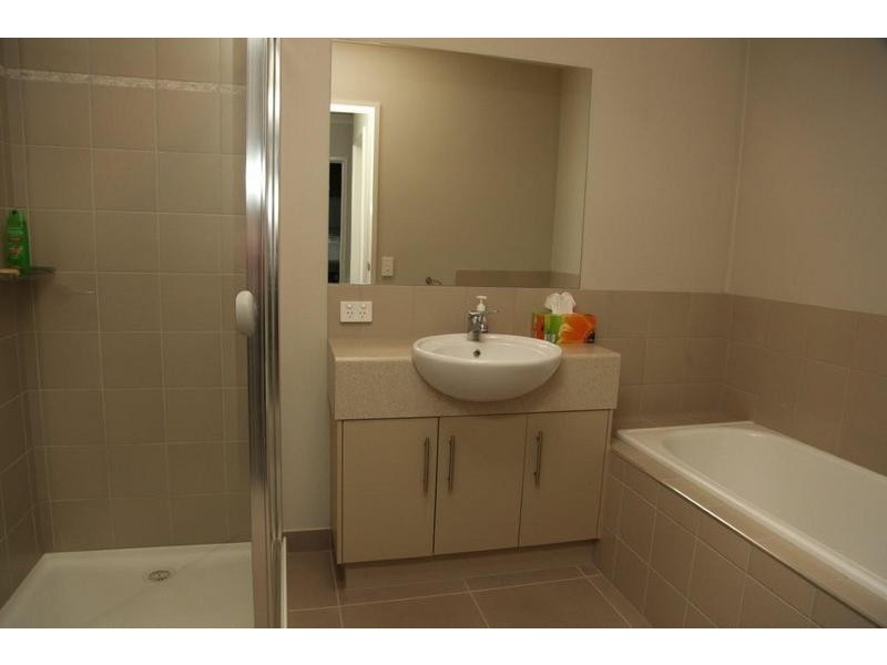 211a Aspinall, Kangaroo Flat VIC 3555