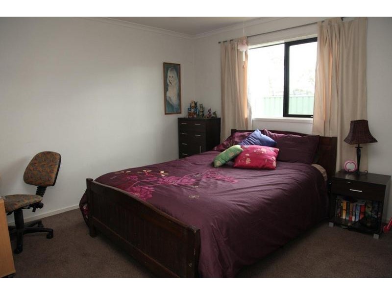 18 Meadows Way, Maiden Gully VIC 3551