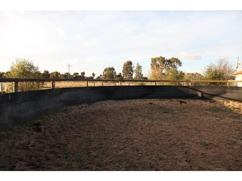 9 Dennison Court, Marong VIC 3515