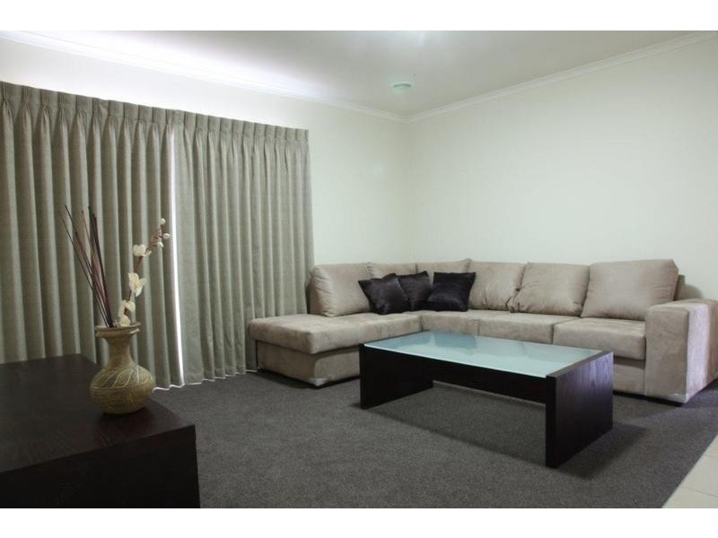 2 Garden Drive, Epsom VIC 3551