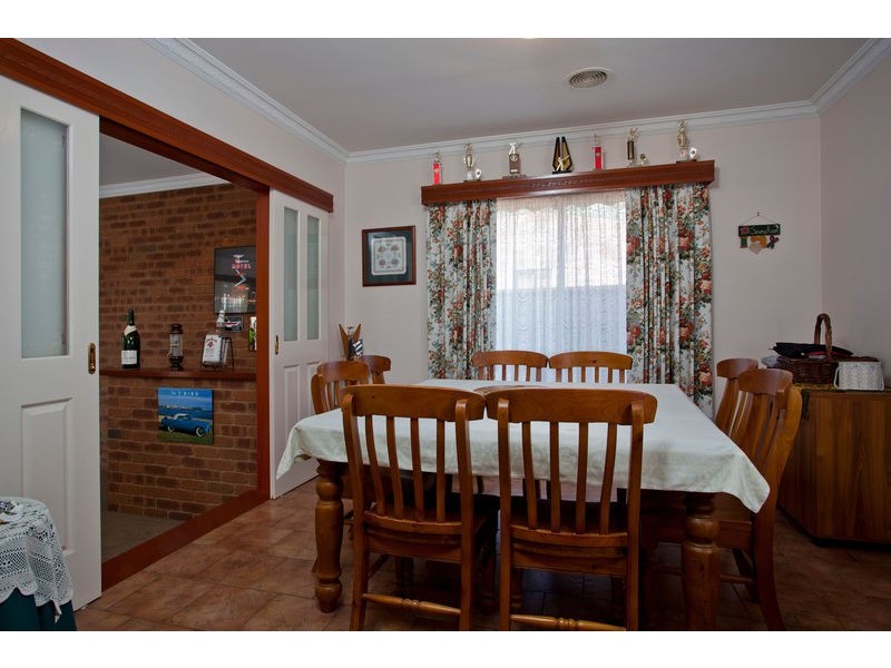 10 Peake Court, Ascot VIC 3551