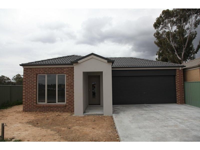 3 / 17 Taylor St, Epsom VIC 3551