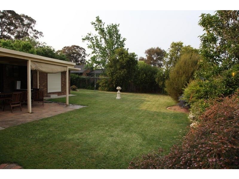1 Clee Crescent, Strathdale VIC 3550