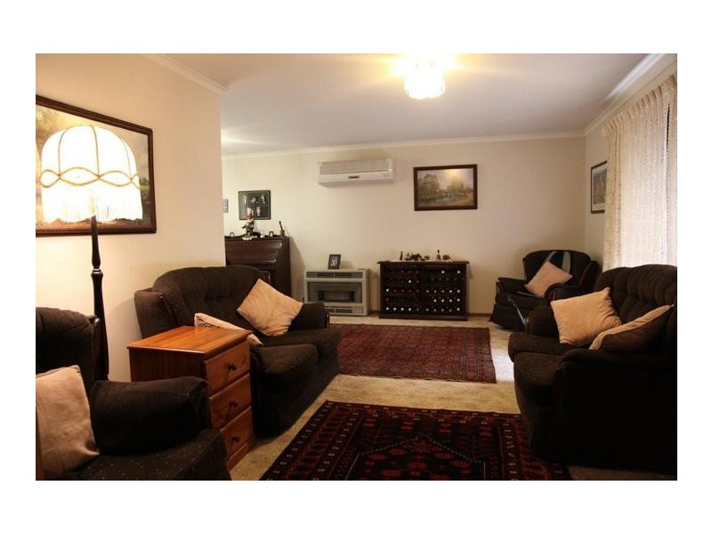 1 Clee Crescent, Strathdale VIC 3550