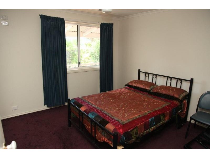 11 Fraser Court, Kangaroo Flat VIC 3555