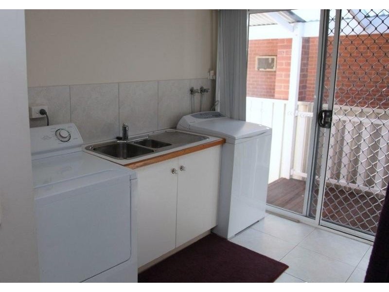 11 Fraser Court, Kangaroo Flat VIC 3555