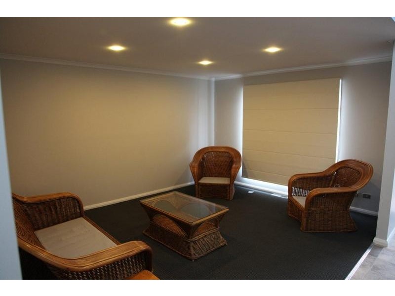 1 / 3a Bailey Street, California Gully VIC 3556