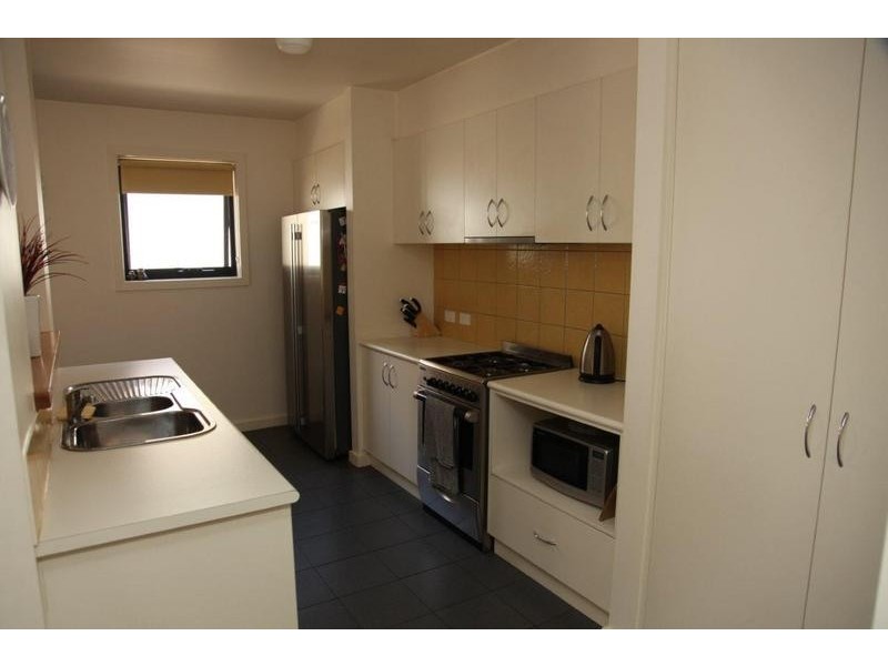 1/74 Bannister, North Bendigo VIC 3550