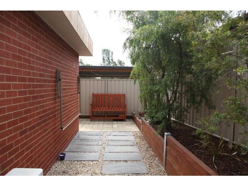 1/74 Bannister, North Bendigo VIC 3550