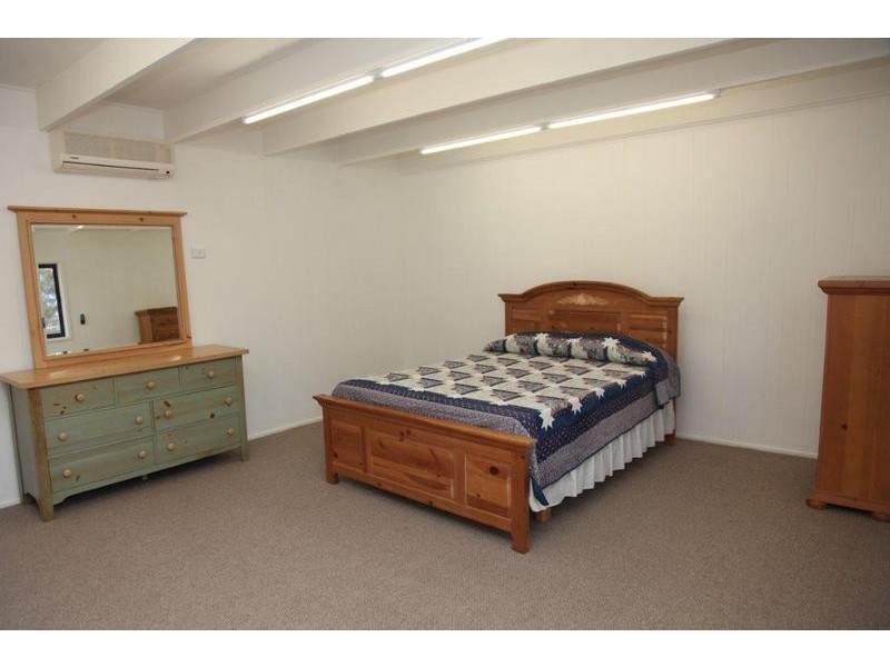 5 Cedar Drive, Ascot VIC 3551