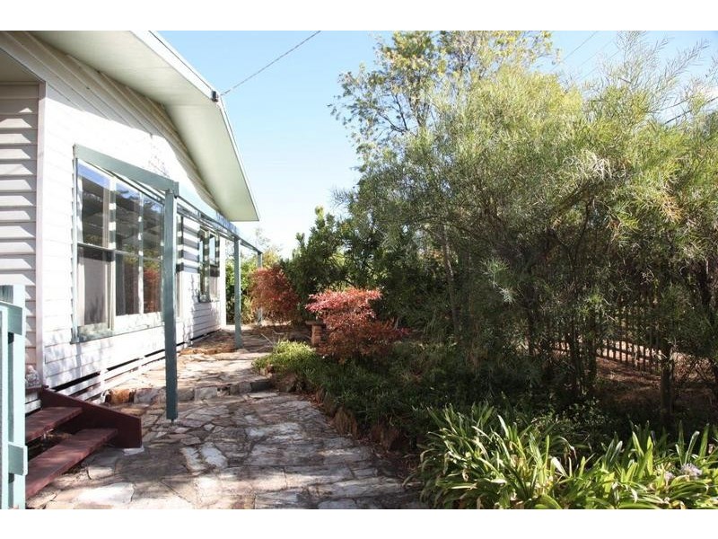 14 Mill Street, Strathdale VIC 3550