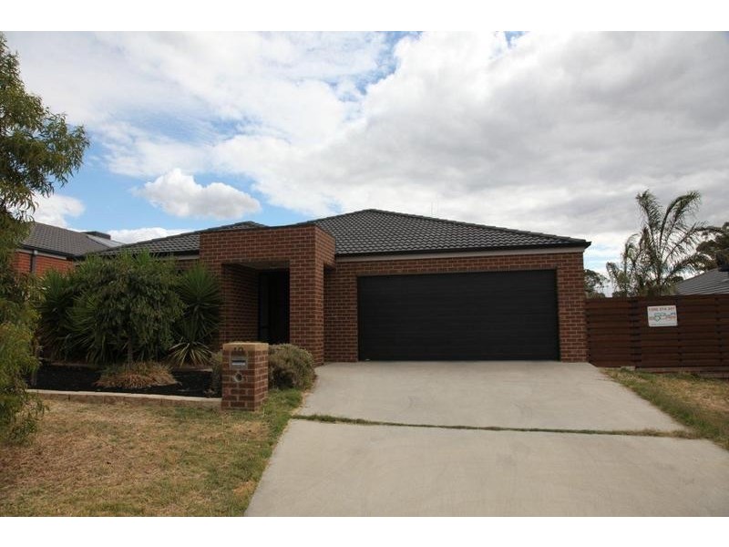 10 Bellbird Drive, California Gully VIC 3556