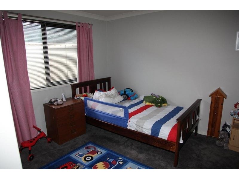 10 Bellbird Drive, California Gully VIC 3556