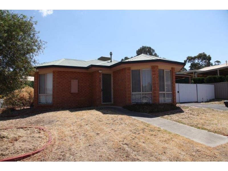 6 B Lukin Cresent, Kangaroo Flat VIC 3555