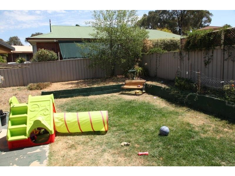 6 B Lukin Cresent, Kangaroo Flat VIC 3555