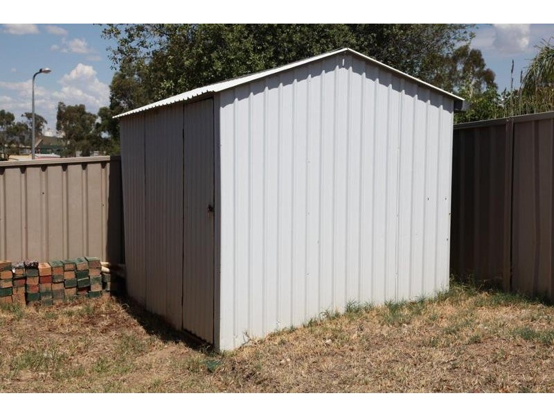 6 B Lukin Cresent, Kangaroo Flat VIC 3555