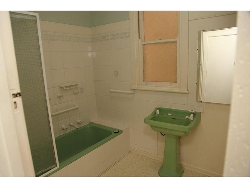 25 Buckley Street, Long Gully VIC 3550