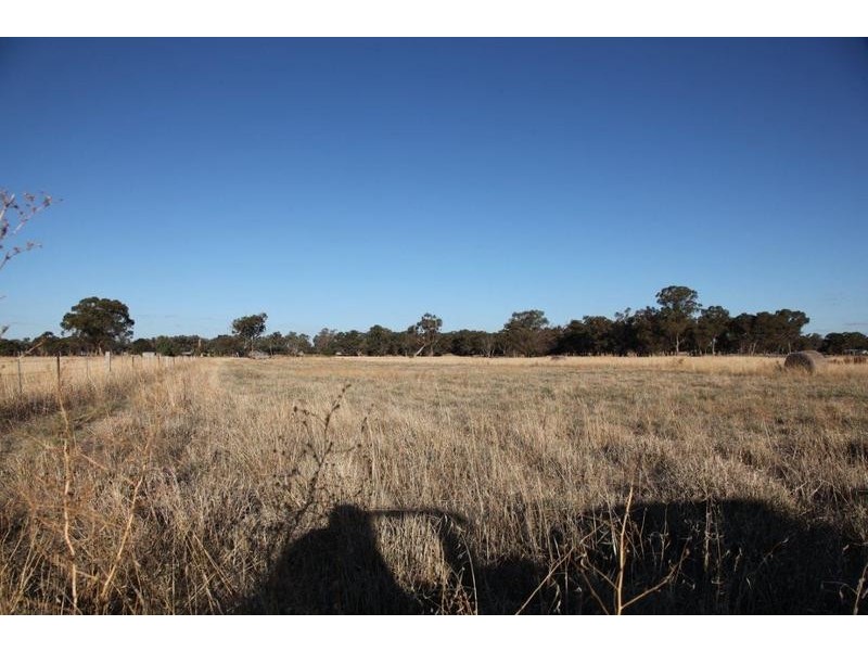 1 Mitchells road, Marong VIC 3515