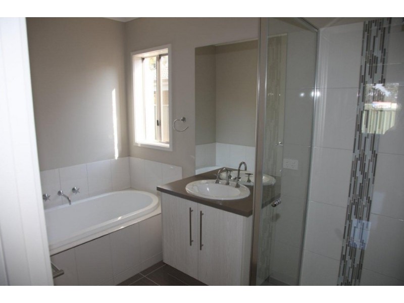 3 / 17 Taylor St, Epsom VIC 3551
