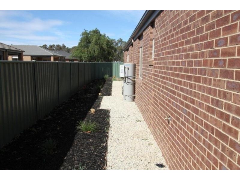 3/17 Taylor St, Epsom VIC 3551