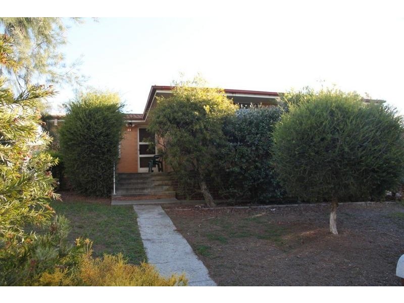 17 Grant Street, Long Gully VIC 3550