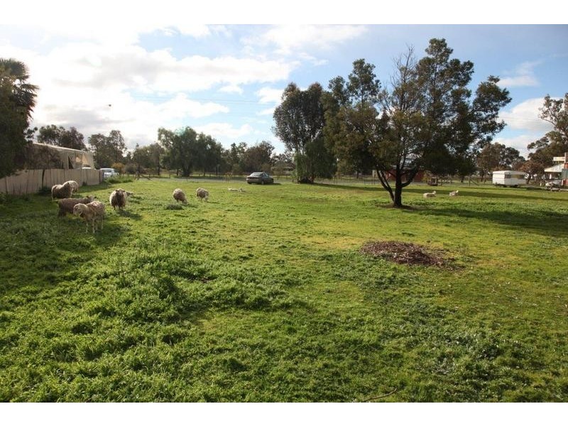 29 Grant, Goornong VIC 3557