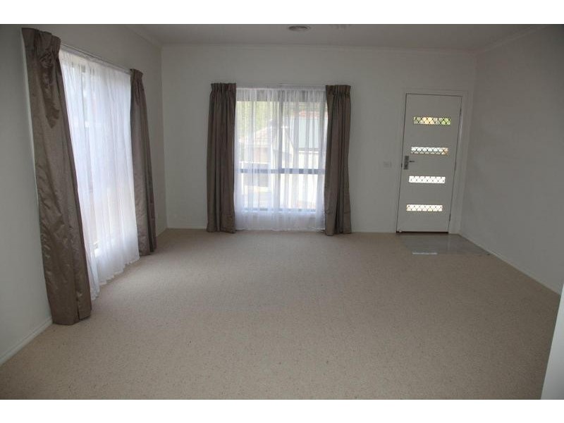 1/100 Spring Gully Road, Spring Gully VIC 3550