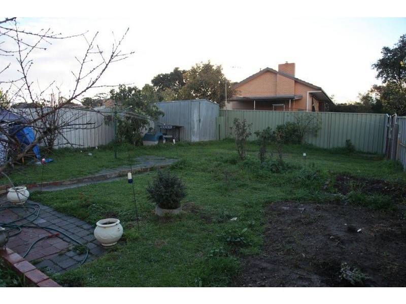 17 Holdsworth Road, North Bendigo VIC 3550