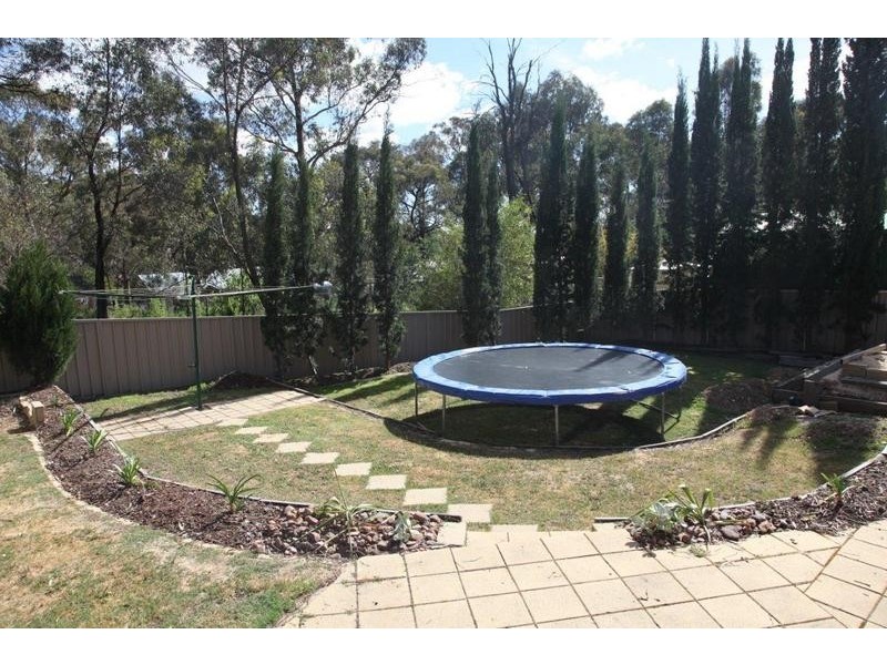 4 Jarrah Court, Spring Gully VIC 3550