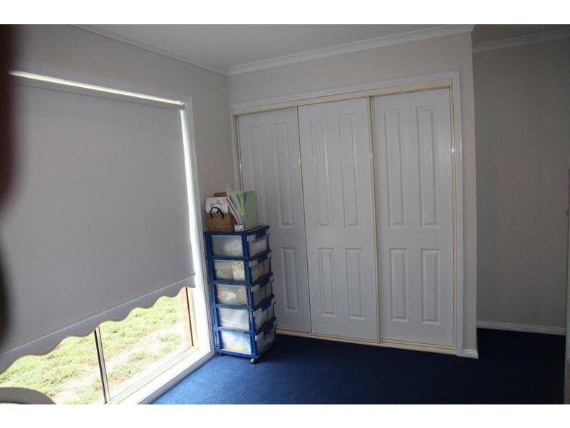 2 Grevillea Avenue, Kangaroo Flat VIC 3555